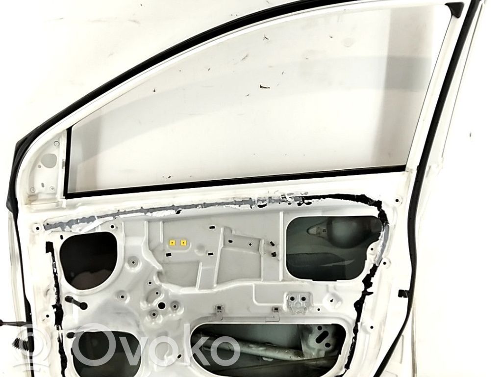 Puerta delantera   760041Y020