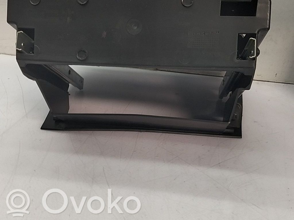 Guantera   685003033R