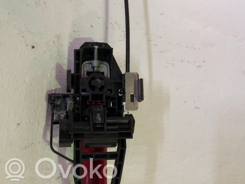 Ford Focus Takaoven ulkokahva 