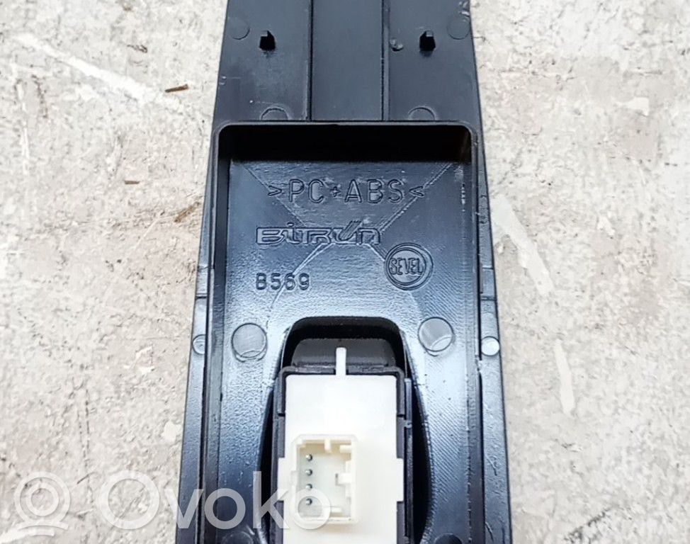 Interruptor del elevalunas eléctrico   735739815