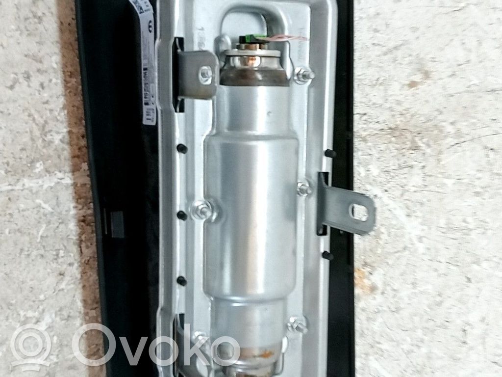 Airbag pasager   1693123180