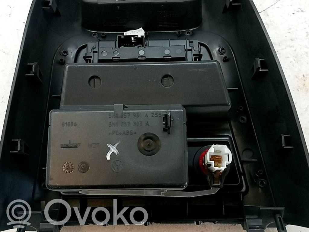 Volkswagen Tiguan Mittelkonsole 