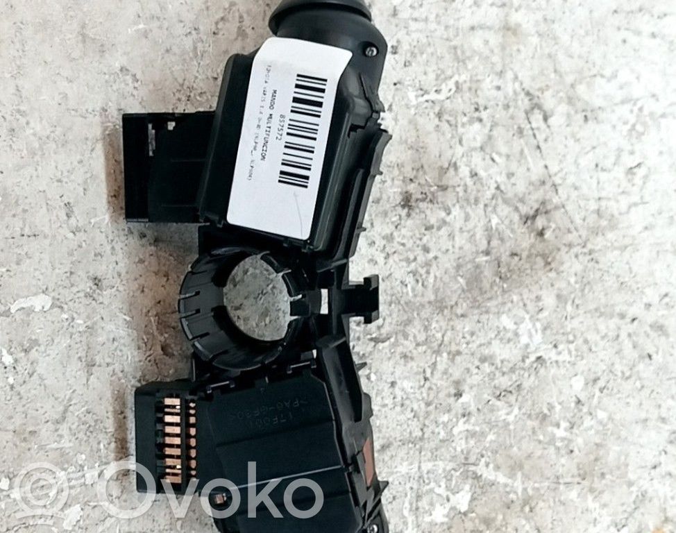 Boutons / interrupteurs volant   841400D080,846520D030