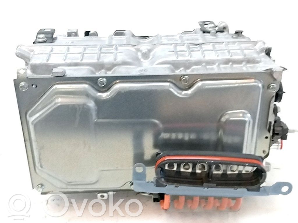 Toyota RAV 4 (XA40) Inversor/convertidor de voltaje