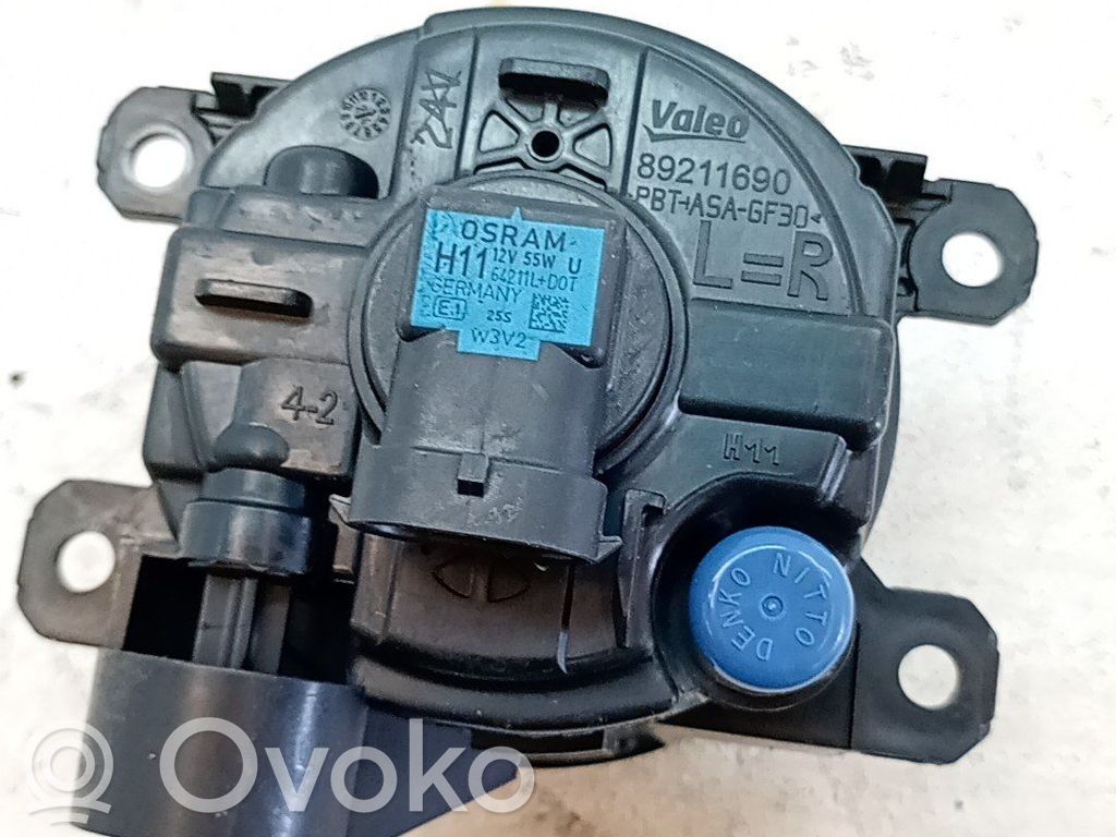 Luz de niebla delantera   1612502180