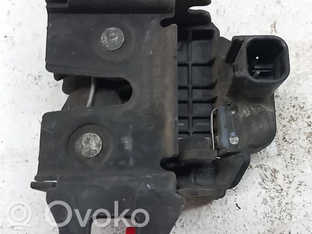 Land Rover Discovery 4 - LR4 Cârlig/ureche fixare 