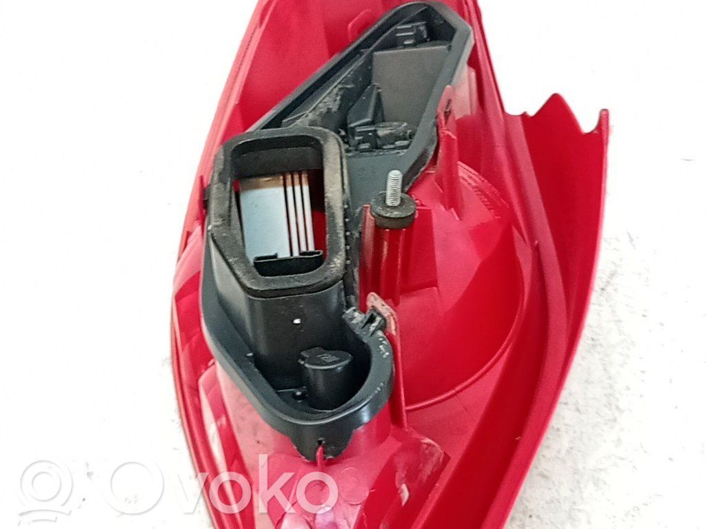 Peugeot 207 Bec lampă spate 