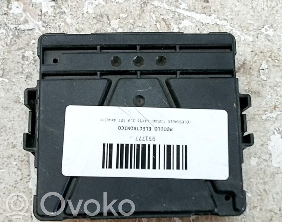 Volkswagen Tiguan Modul de control caroserie central 