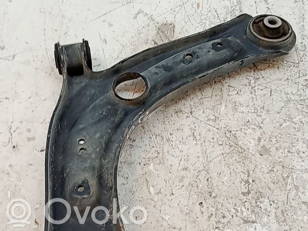 Volkswagen Tiguan Basculă inferioară față 