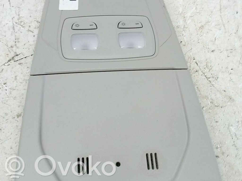 Renault Kangoo II Rivestimento della console di illuminazione installata sul rivestimento del tetto 