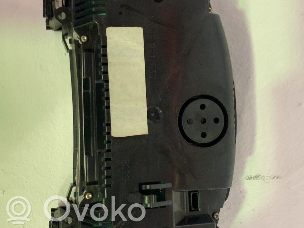 Geschwindigkeitsmesser Cockpit   8E0920900MX