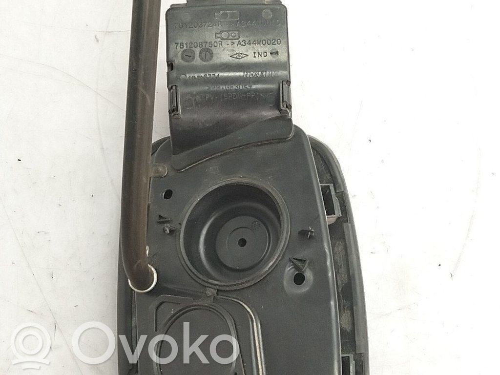 Renault Megane IV Sportello del serbatoio del carburante