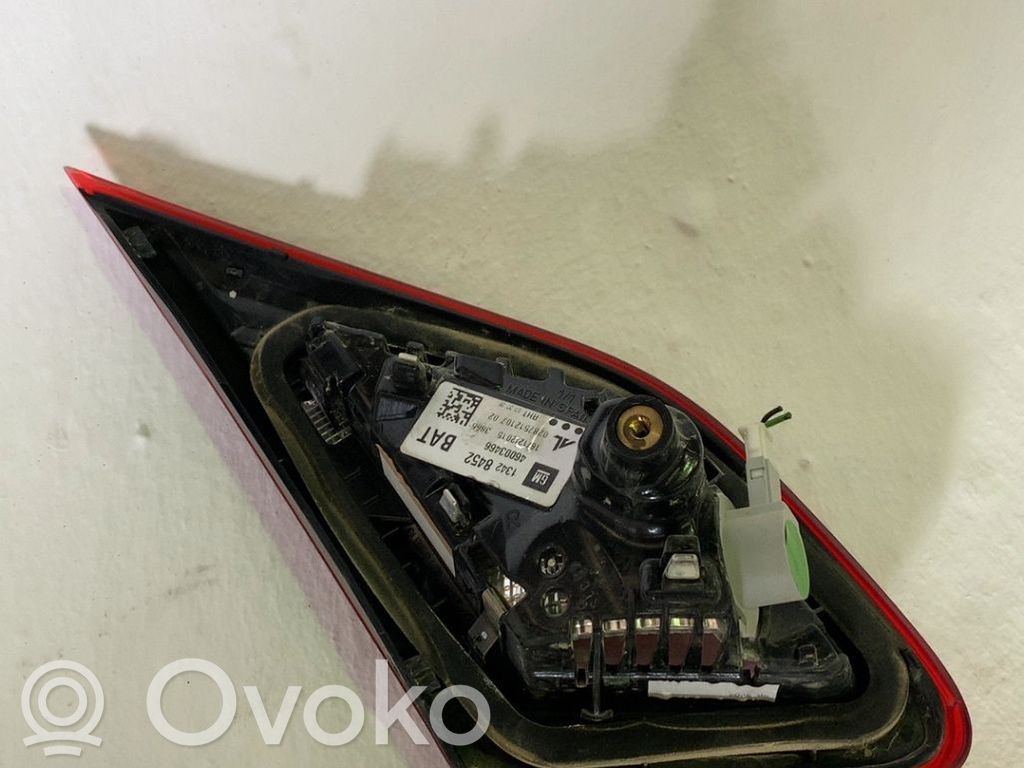 Opel Corsa E Glühbirne Rückleuchte 