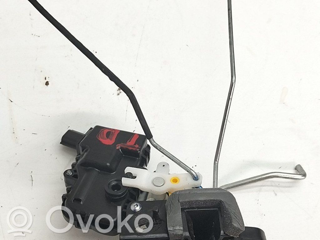 Serrure de porte arrière   825023234R