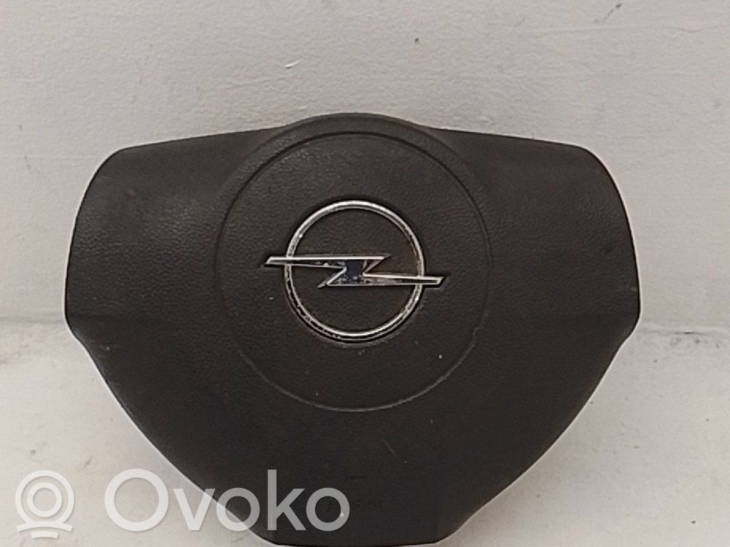 Ohjauspyörän turvatyyny   39171215