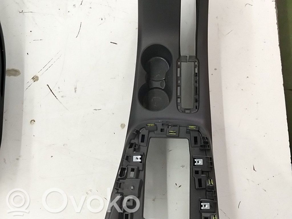 MG ZS Console centrale 
