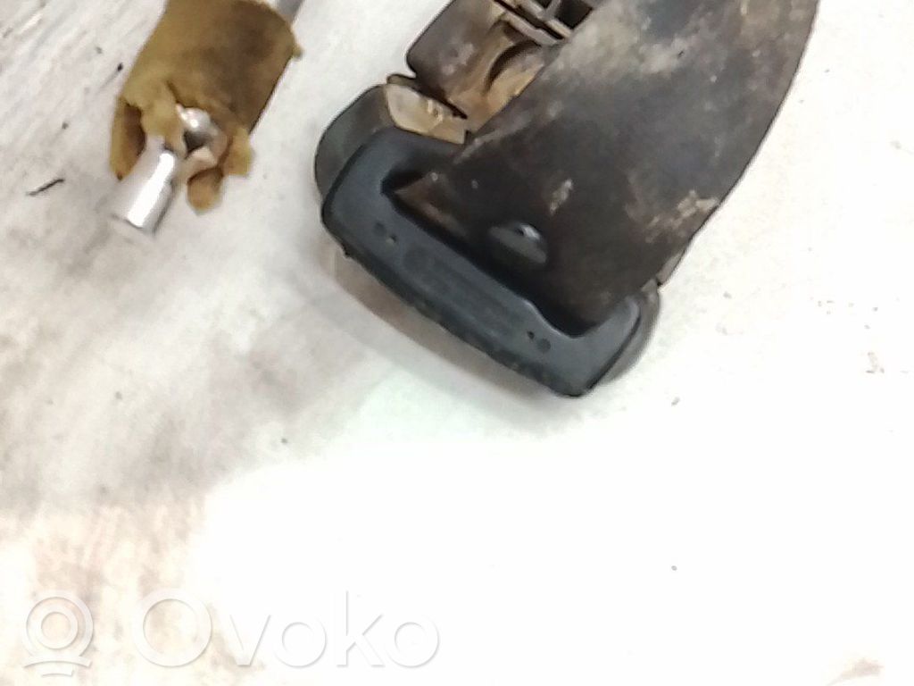 Cinturón delantero   868857F025