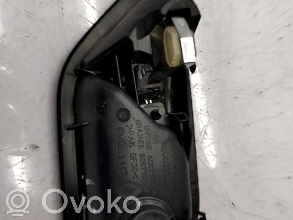 Dacia Sandero Manecilla interna puerta trasera