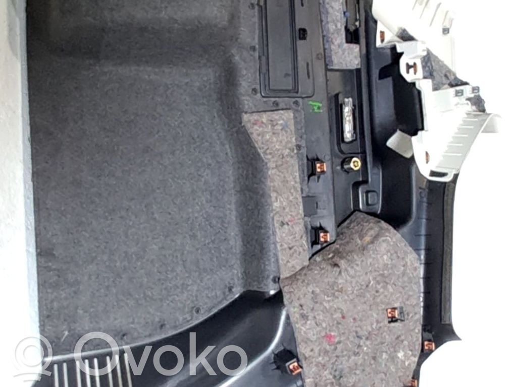 Ford Kuga I Panou interior hayon/capotă portbagaj 