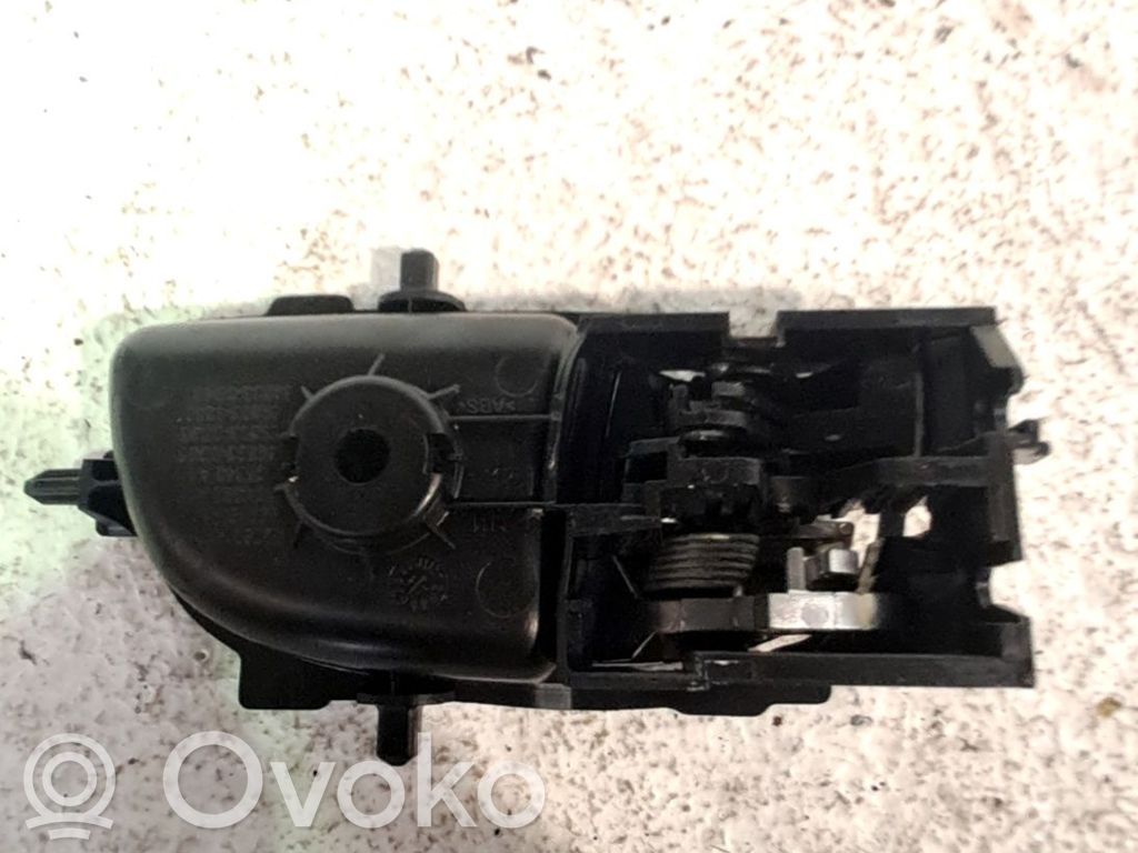 Manecilla interna puerta trasera   6920502330C2