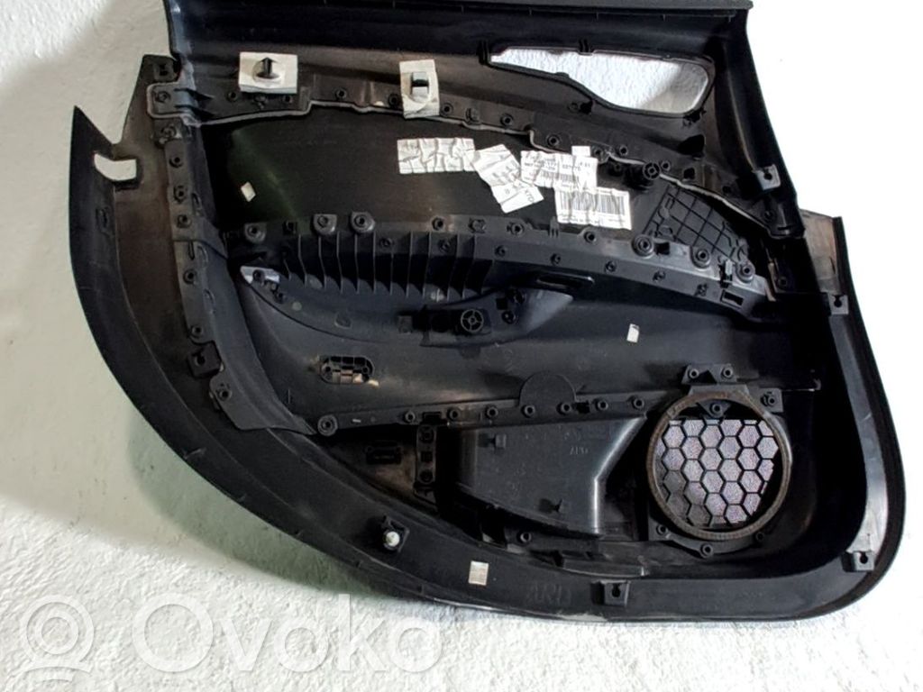 Citroen C5 Moldura del tarjetero de la puerta trasera 