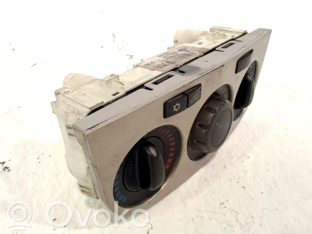 Unidad de control climatización   13330680,466119570