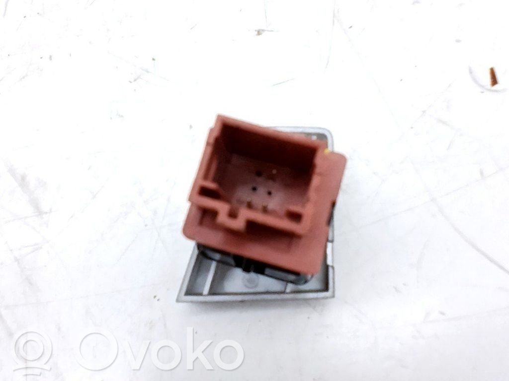 Comutator lumini pericol   96765876ZD