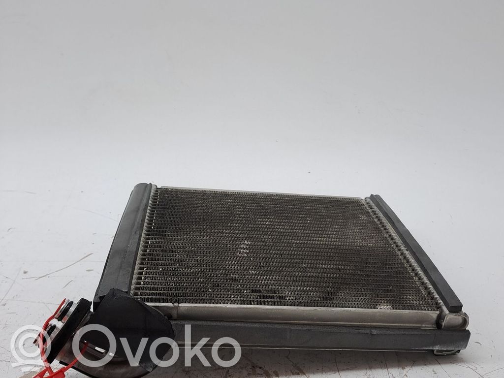 Toyota Yaris Radiator răcire A/C (condensor) 