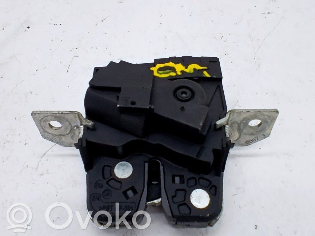 Mercedes-Benz A W169 Loquet de verrouillage de hayon 