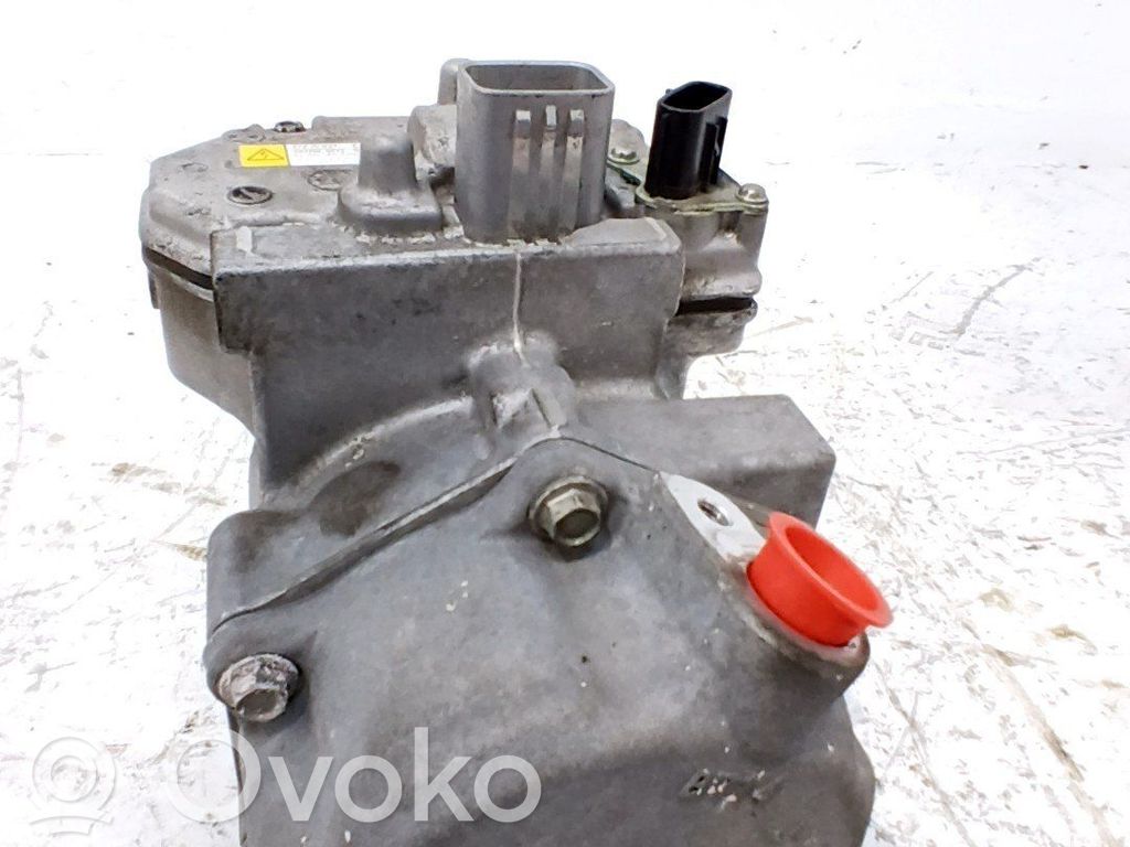 Toyota RAV 4 (XA30) Compressore aria condizionata (A/C) (pompa)