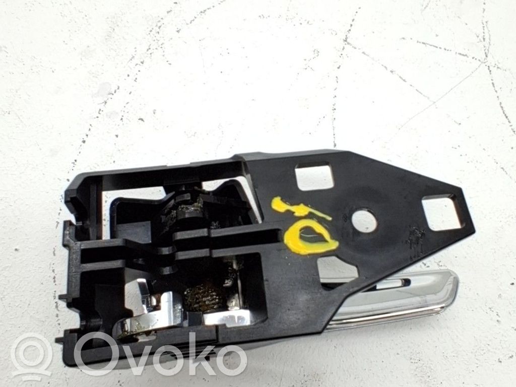 Toyota RAV 4 (XA30) Manecilla interna puerta trasera