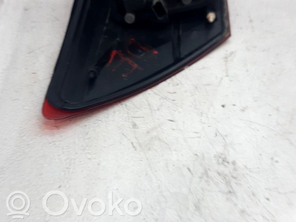 Nissan Qashqai Takavalon polttimo 