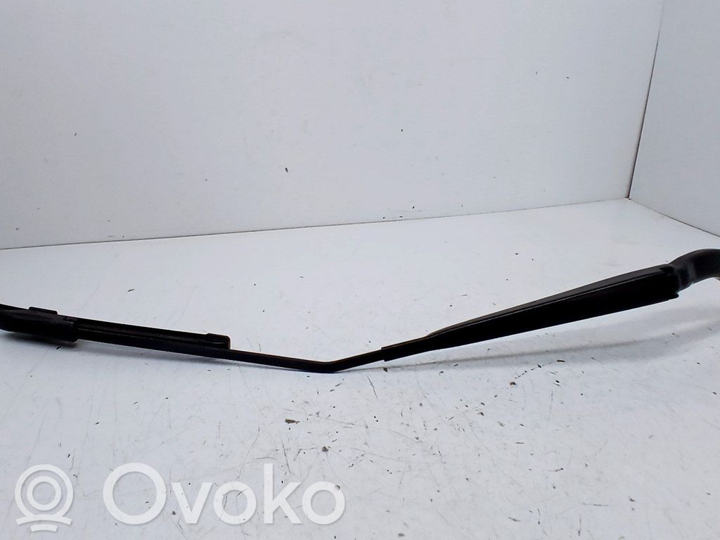 Renault Twingo III Bras d'essuie-glace avant