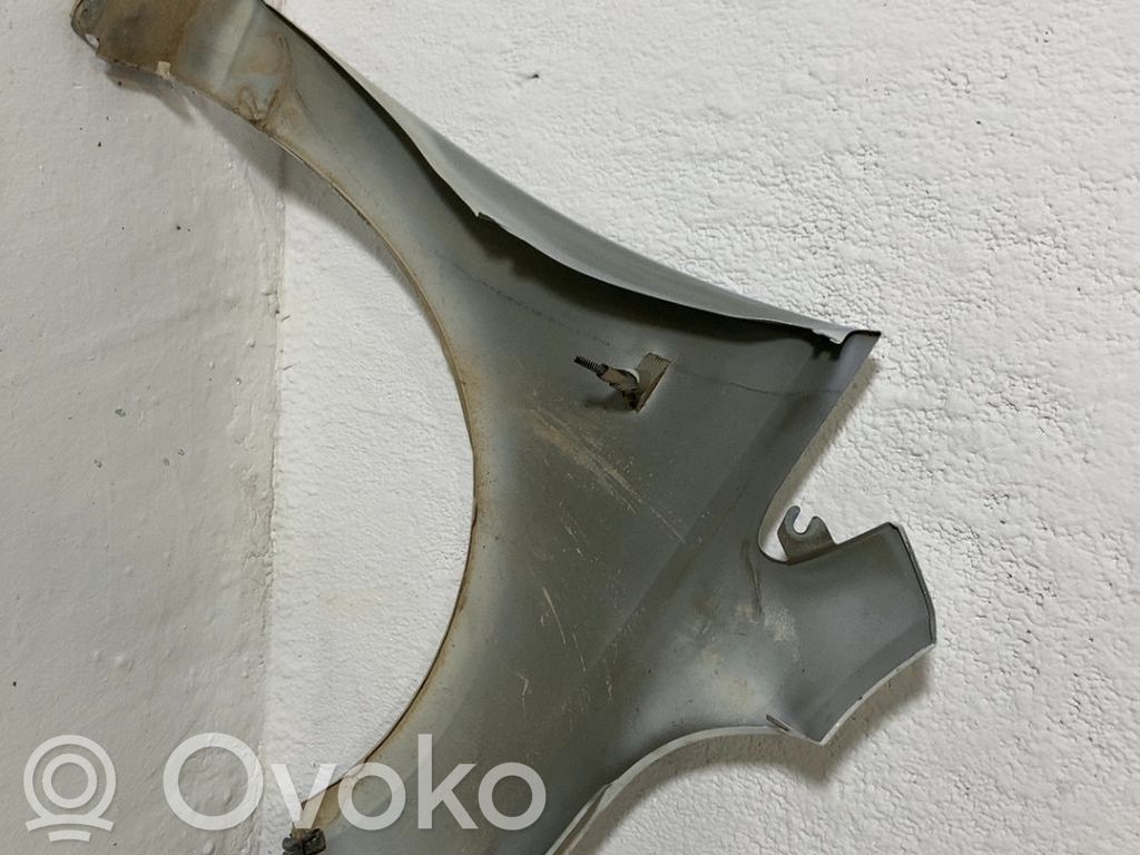 Opel Corsa E Nadkole przednie