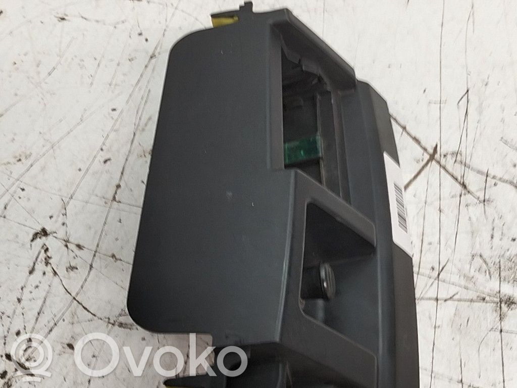 Toyota Land Cruiser (J100) Verkleidung des Armaturenbretts 