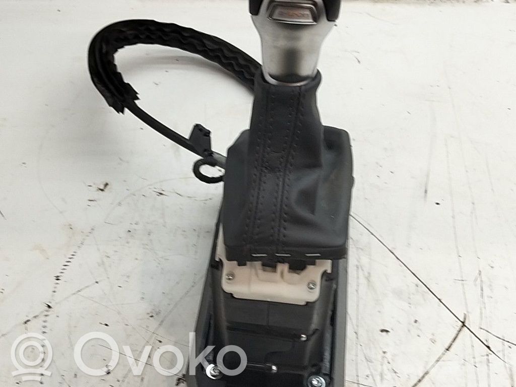 Audi A3 S3 8V Drążek zmiany biegów 
