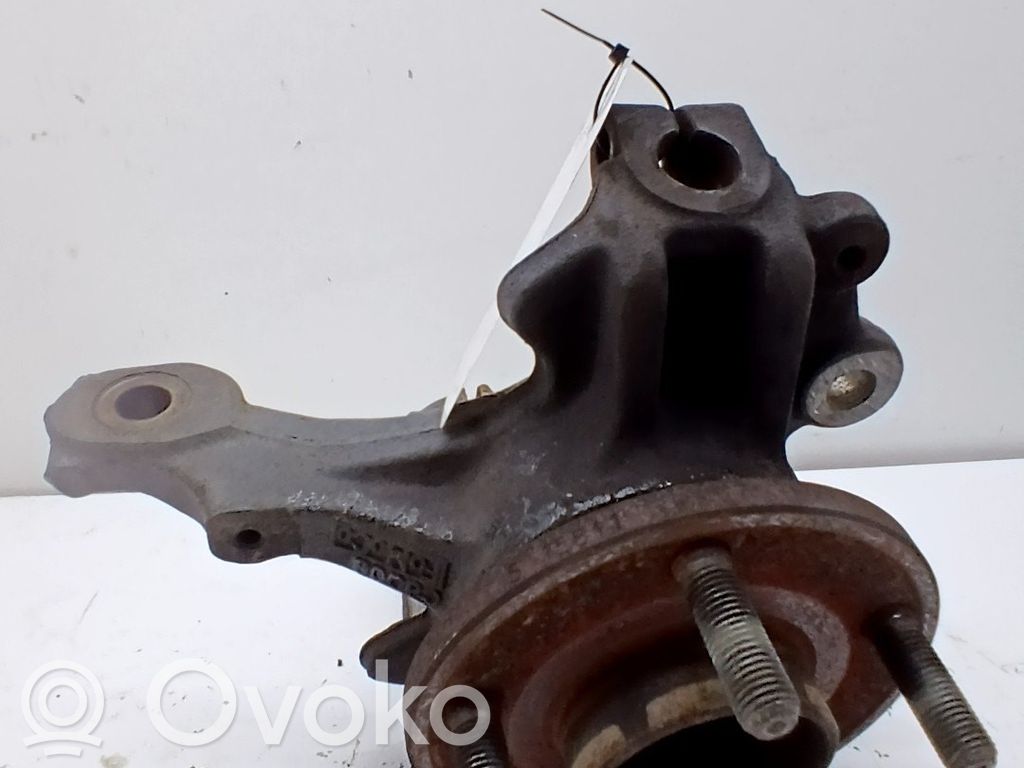 Ford C-MAX I Etupyörän navan laakerikokoonpano 