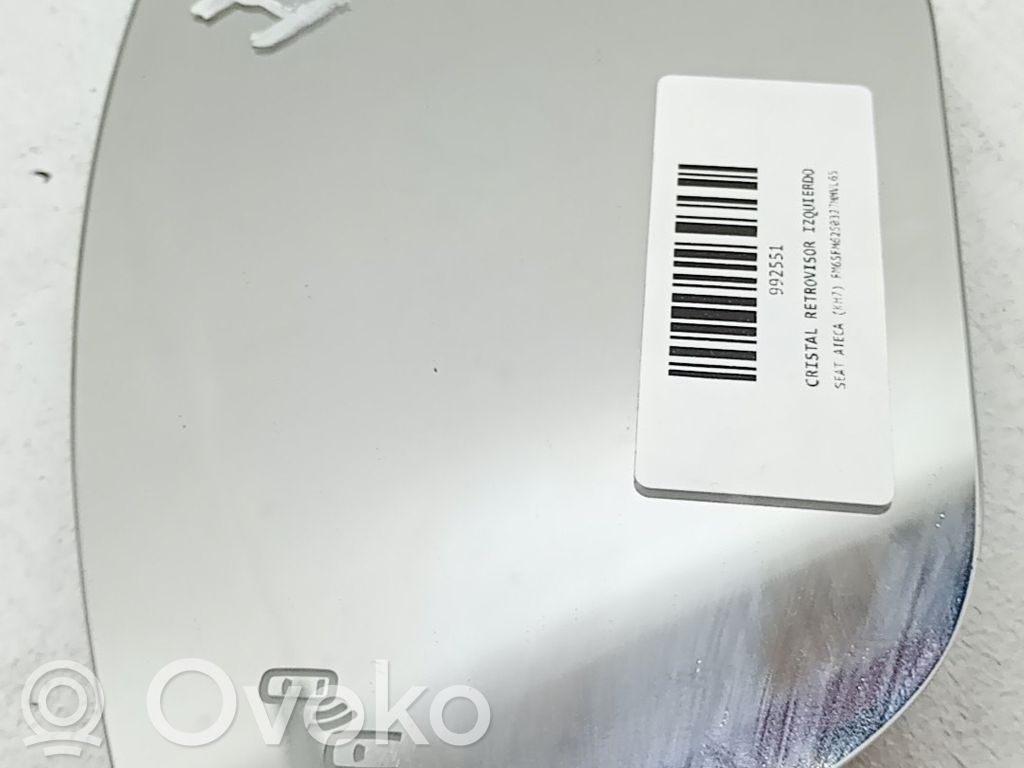 Seat Ateca Sivupeilin lasi 