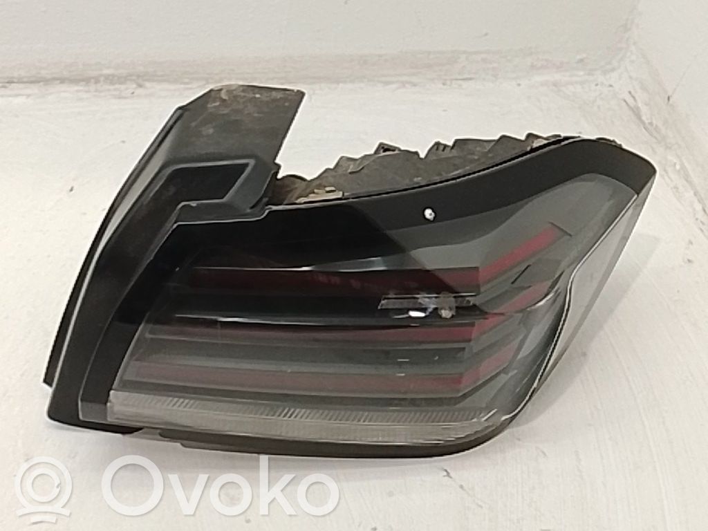 Peugeot 208 II Takavalon polttimo 