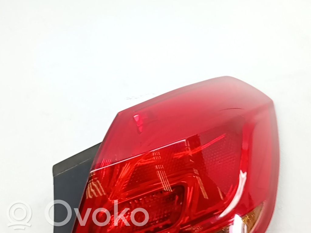 Opel Astra H Lámpara de faros/luces traseros