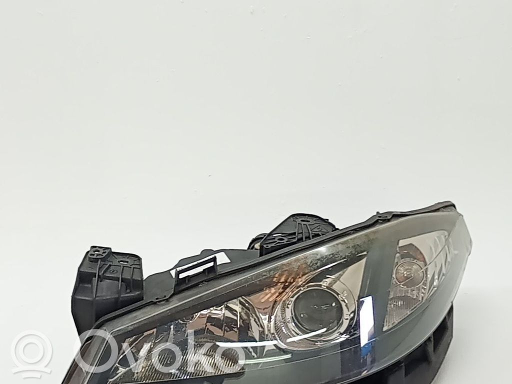 Renault Laguna II Priekšējais lukturis 