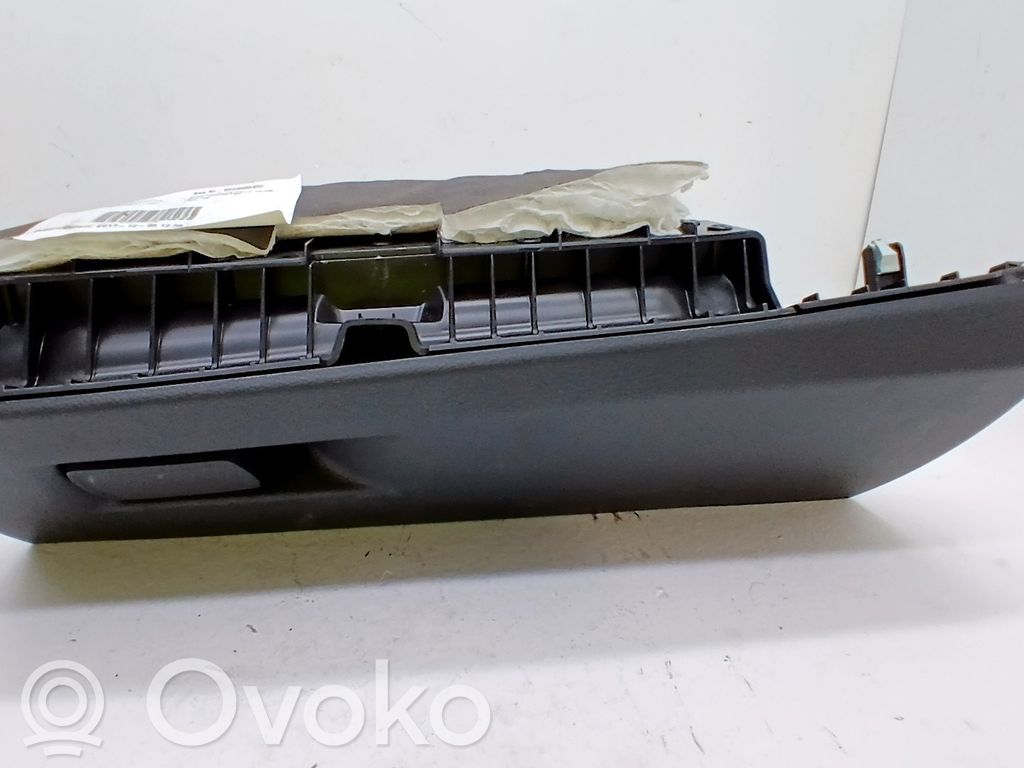 BMW 2 F46 Guantera 