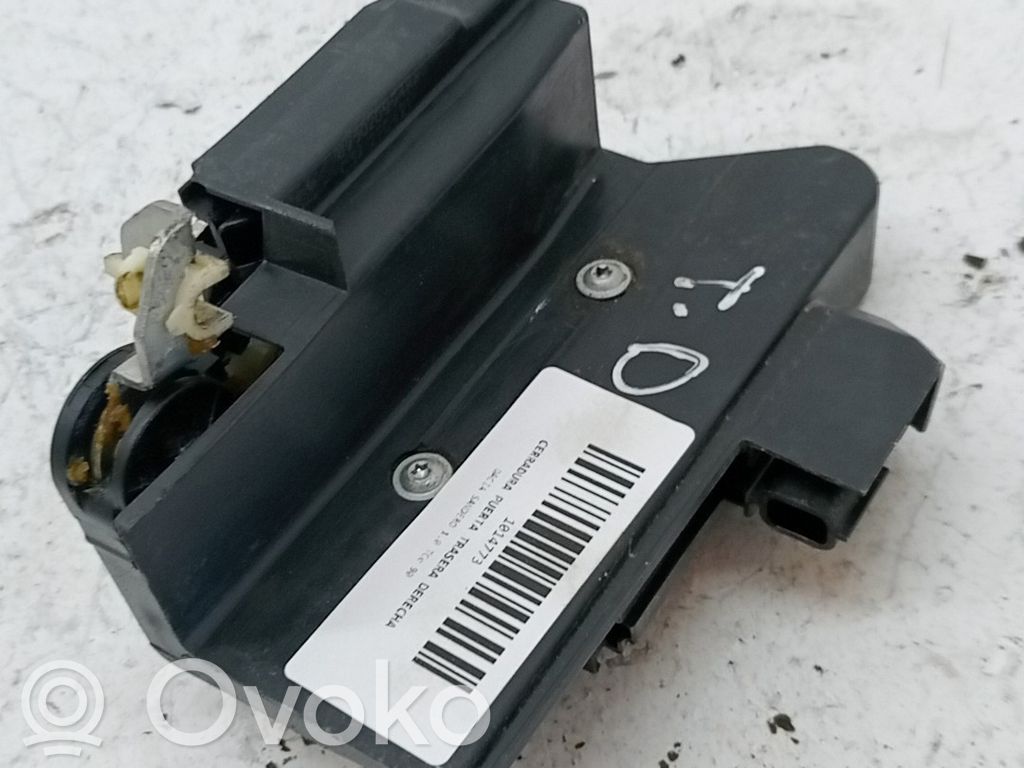 Dacia Sandero Serrure de porte arrière