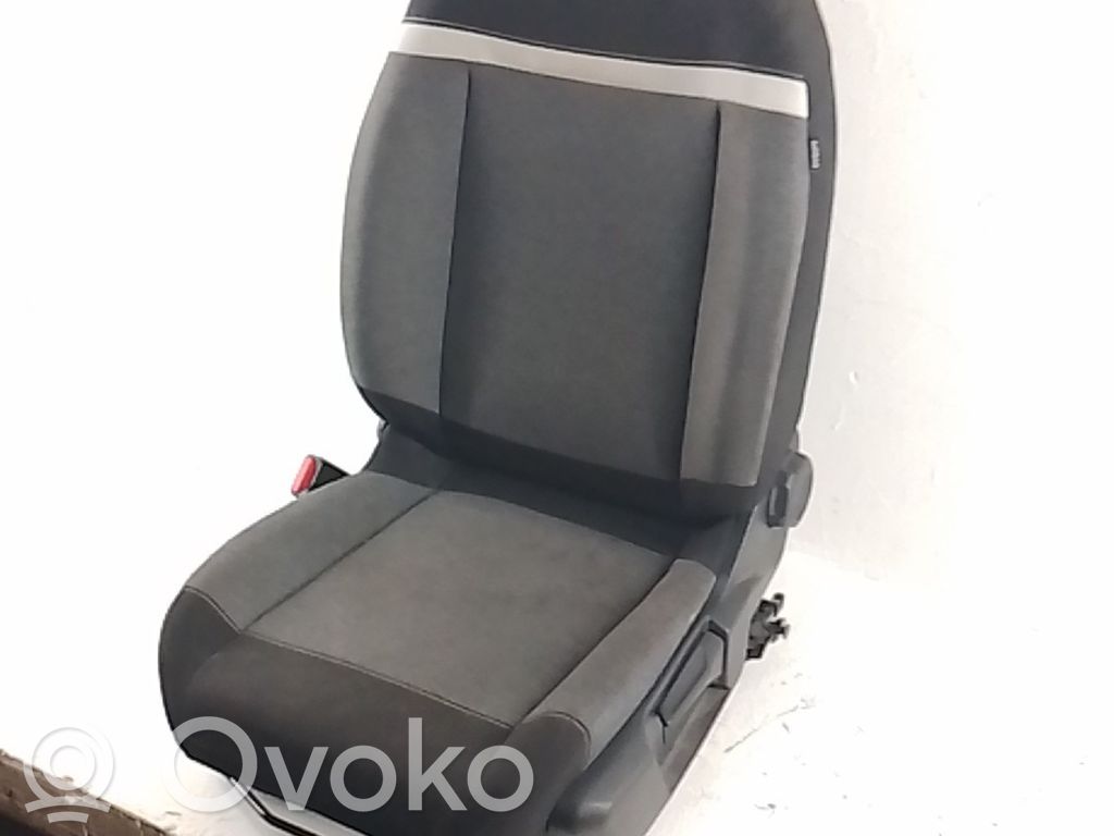 Citroen C4 III e-C4 Front driver seat 