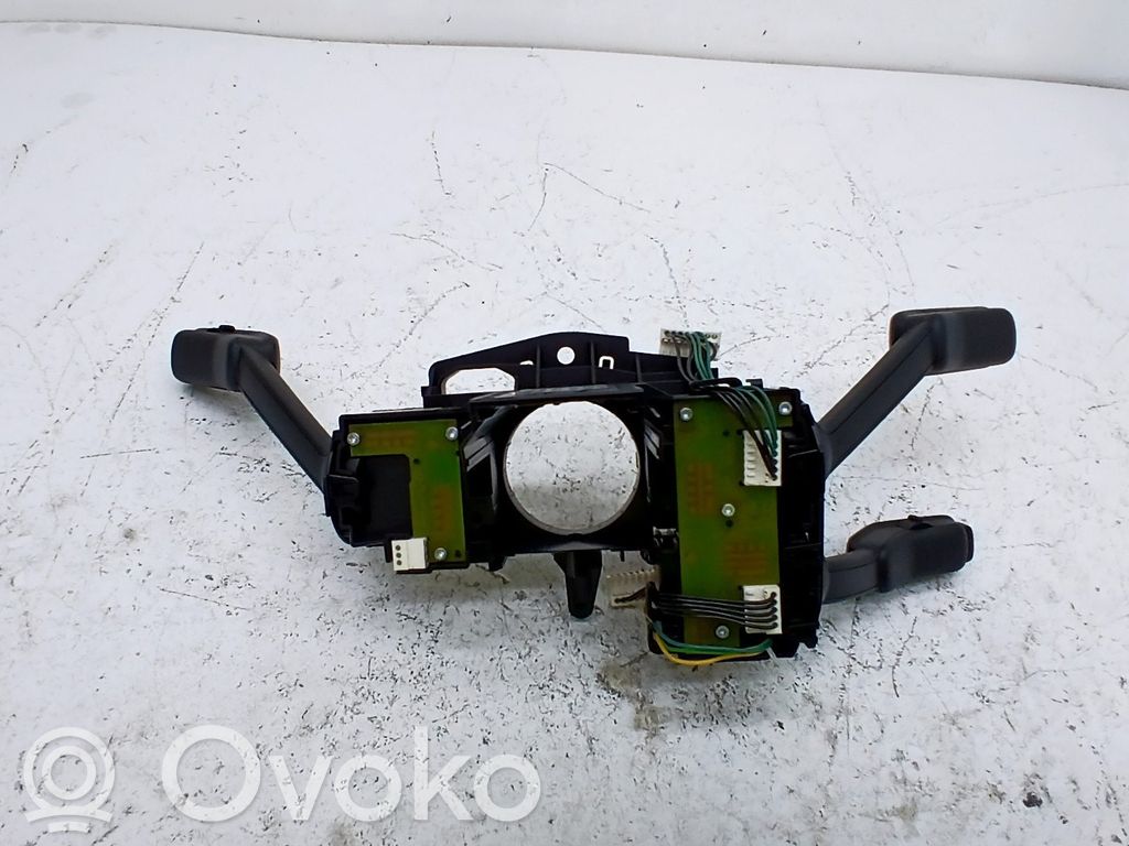 Seat Leon (5F) Boutons / interrupteurs volant 