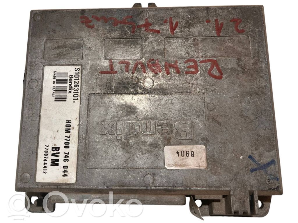 Renault 19 Engine control unit/module 