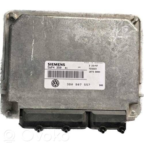 Volkswagen PASSAT B5 Engine control unit/module 
