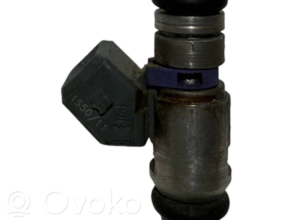 Inyector de combustible   036031A,036906031A