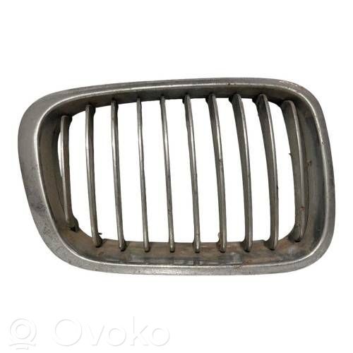 BMW 3 E46 Front grill 