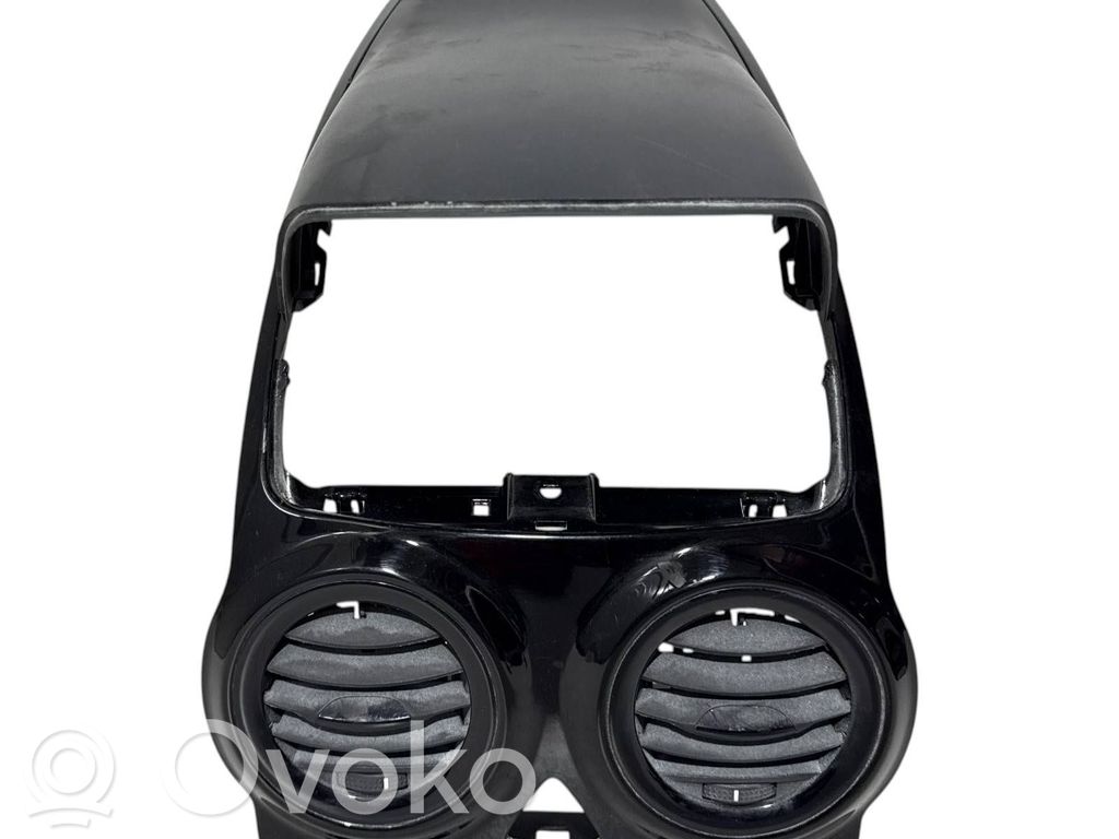 Opel Corsa D Panelės apdailos skydas (centrinis) 